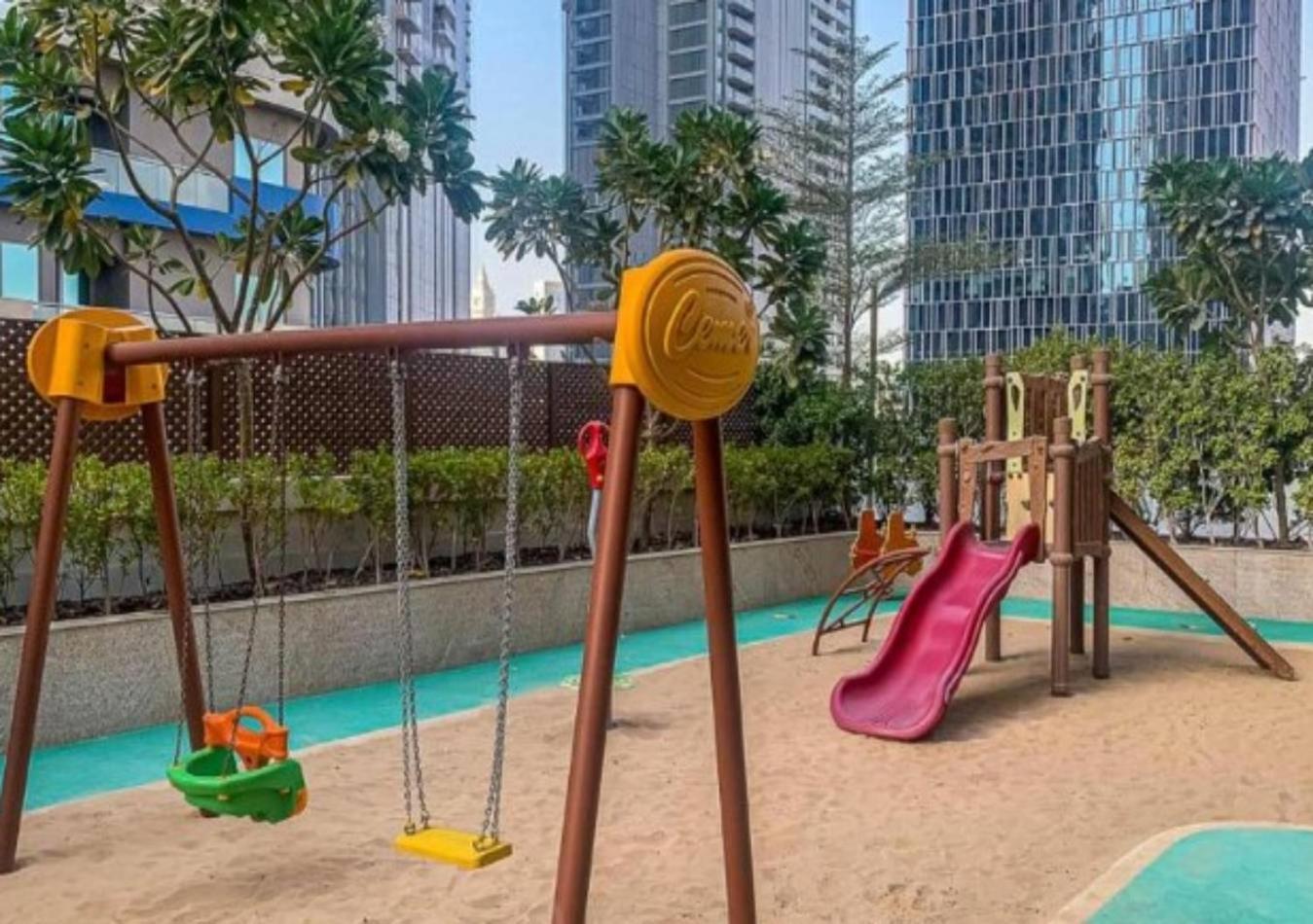 Modern 1Br Apartment, High Floor, Near Dubai Mall Luaran gambar